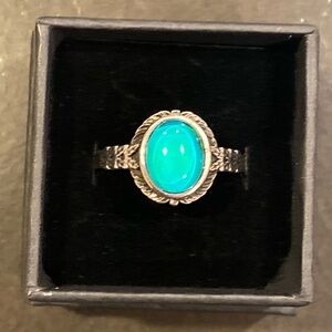Sterling Silver S925 Oval Stone Mood Ring + Color Chart + Gift Box & Bag